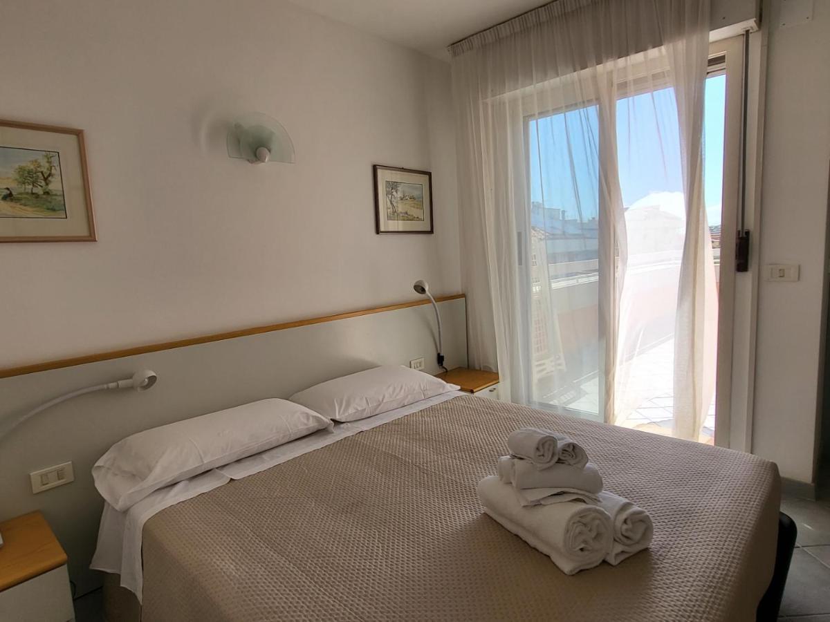 Le Palme Aparthotel 3*