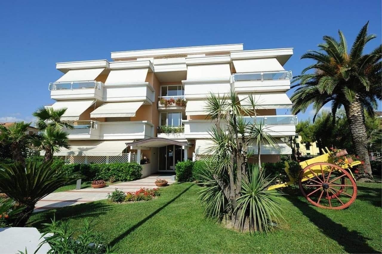Le Palme Aparthotel Grottammare